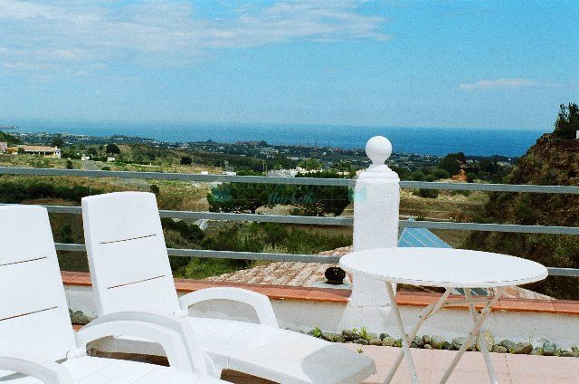 Villa en venta en Estepona