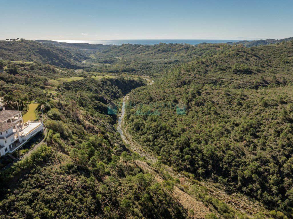 Parcela en venta en Benahavis