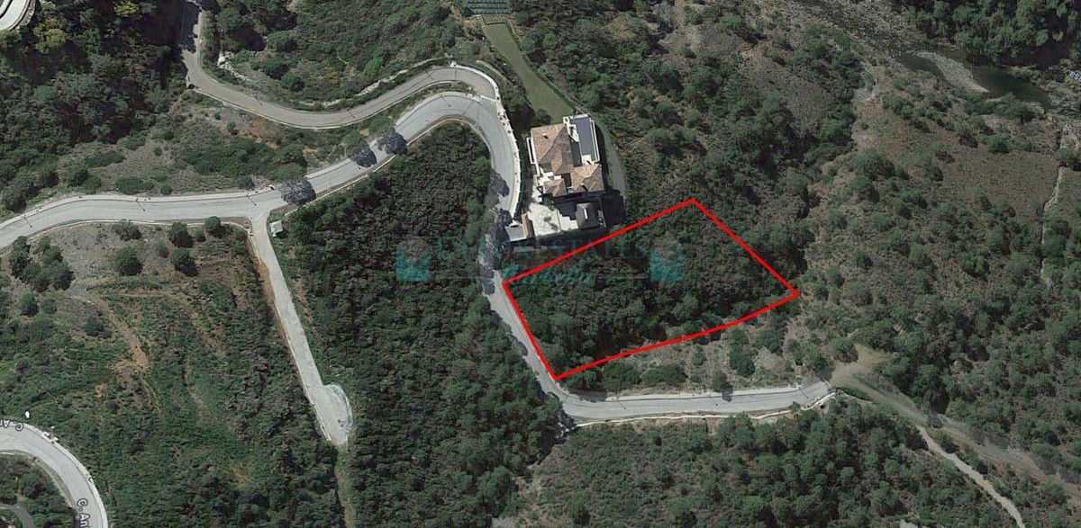 Parcela en venta en Benahavis