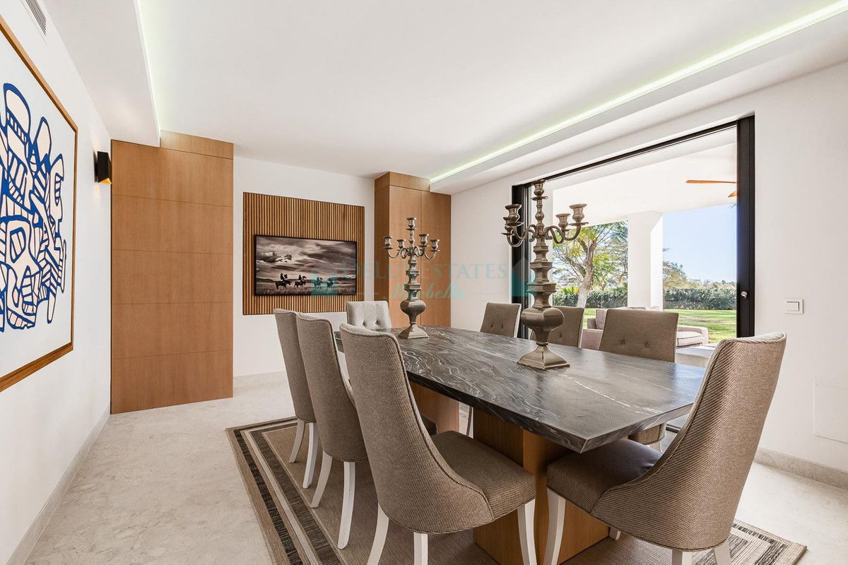 Villa for rent in Benahavis