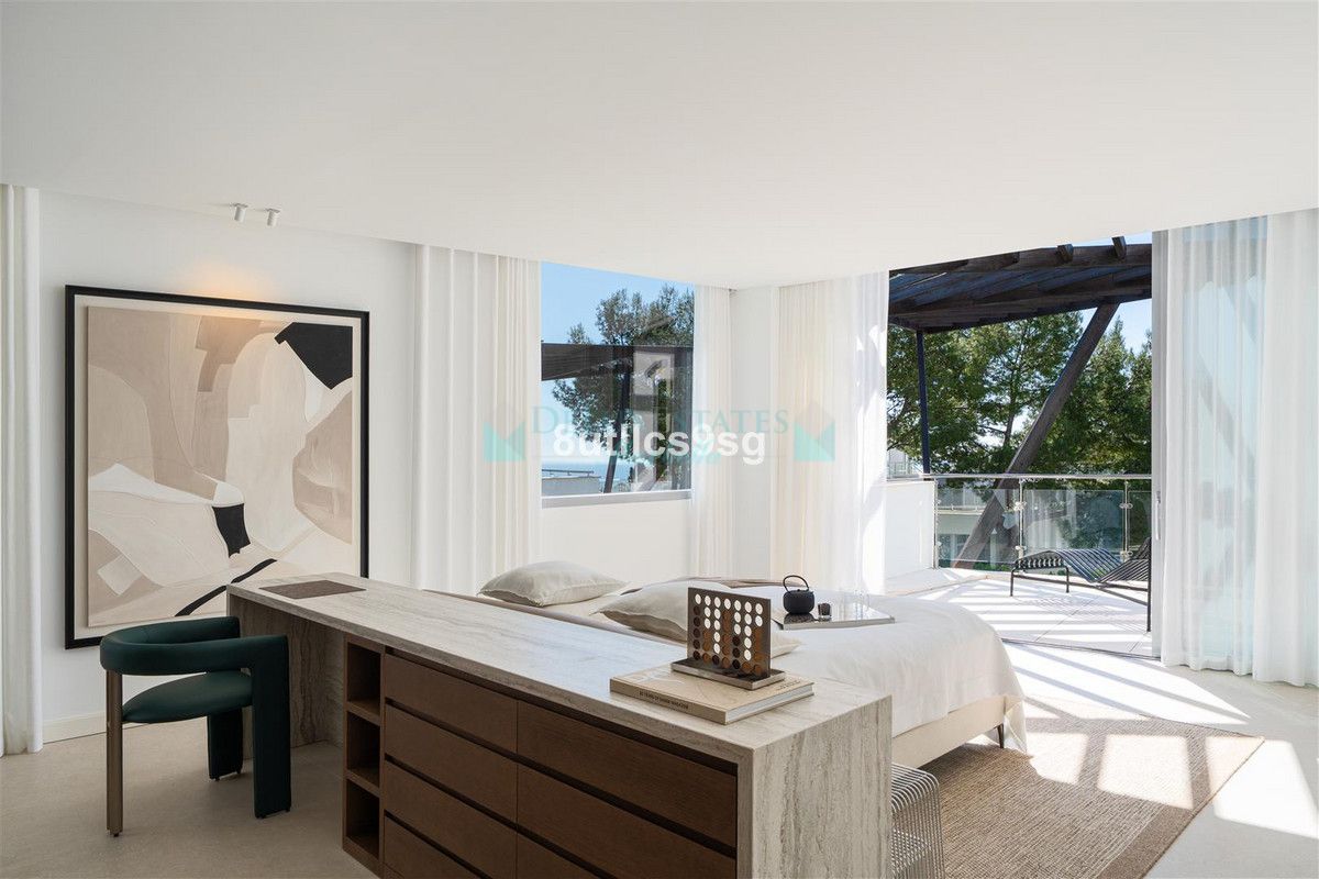 Semi Detached Villa for sale in Sierra Blanca, Marbella Golden Mile