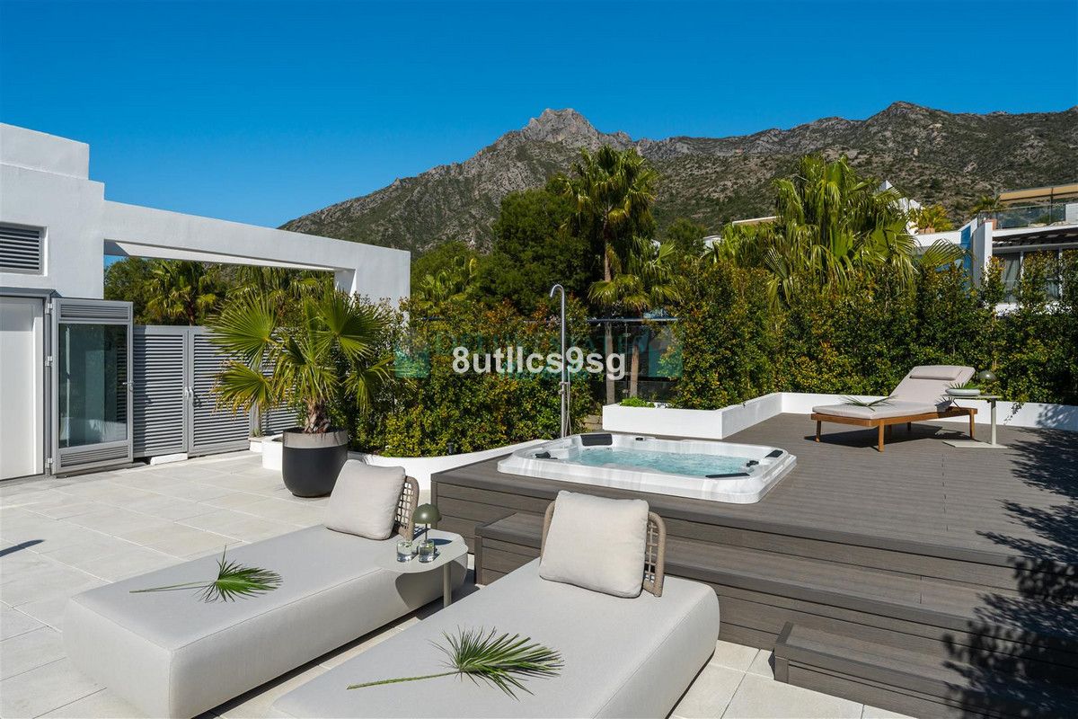Semi Detached Villa for sale in Sierra Blanca, Marbella Golden Mile