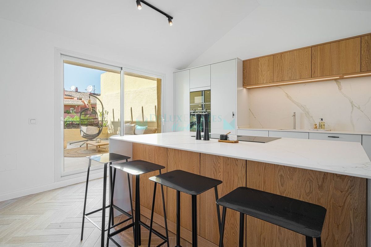 Penthouse for sale in Bel Air, Estepona