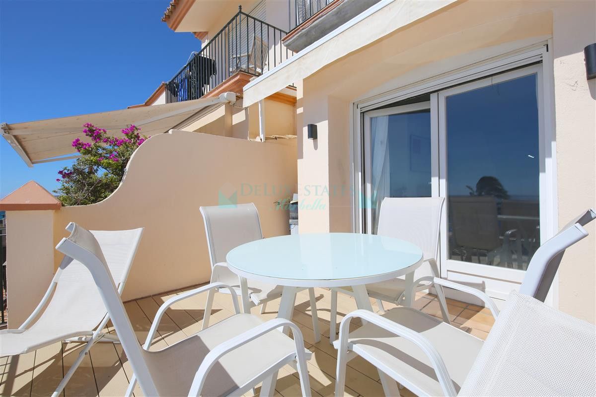 Town House for rent in Estepona