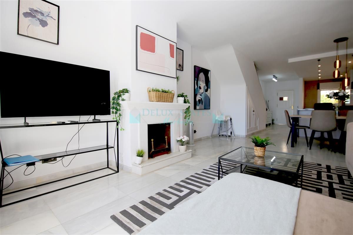 Town House for rent in Estepona