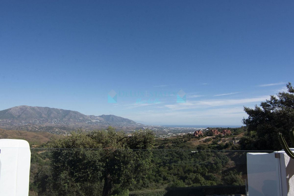 Apartamento en venta en La Mairena, Marbella Este