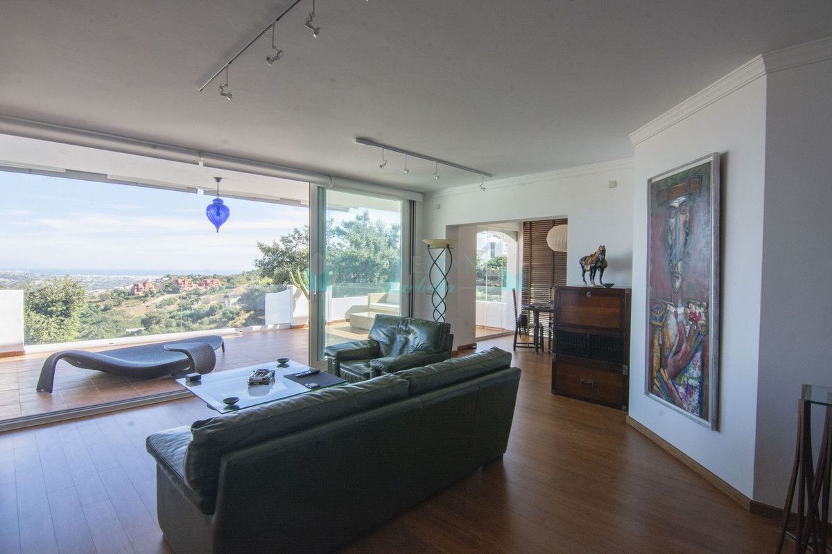 Apartamento en venta en La Mairena, Marbella Este