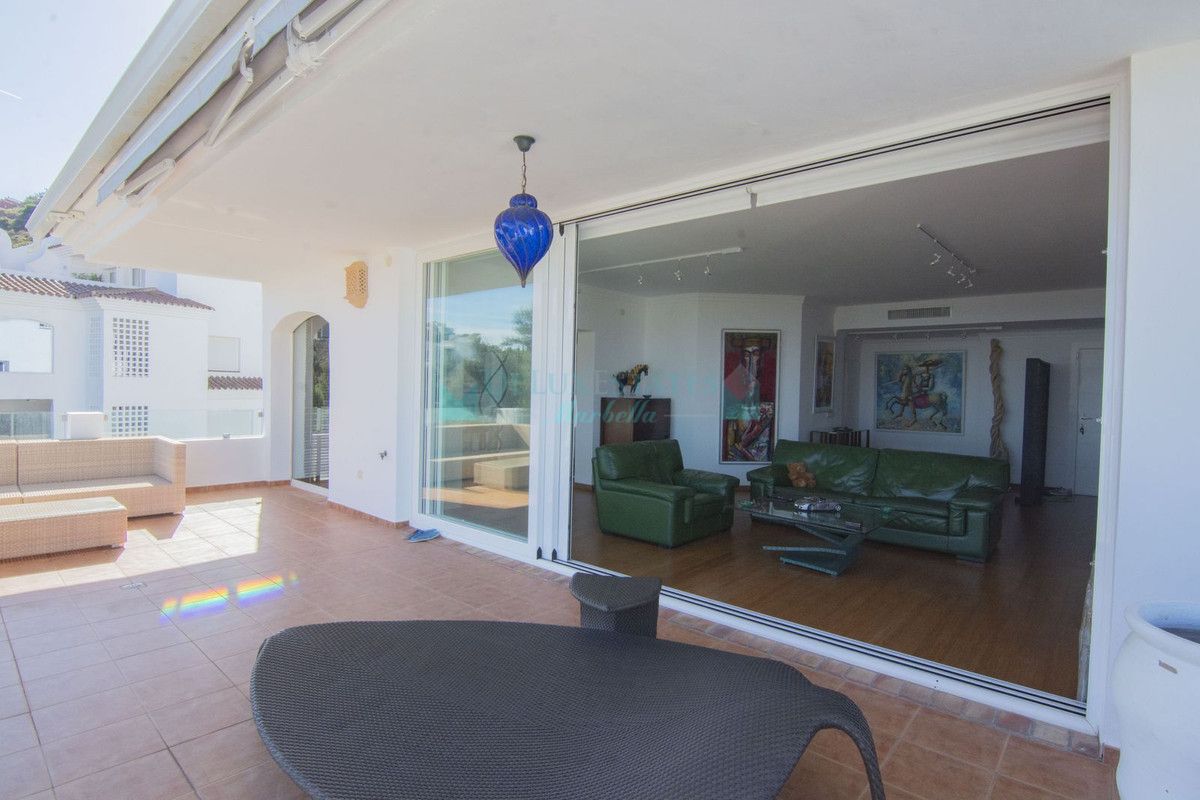 Apartamento en venta en La Mairena, Marbella Este