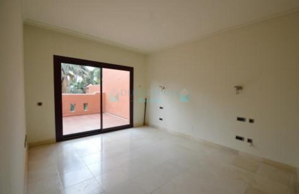 Town House for sale in Marbella Golden Mile