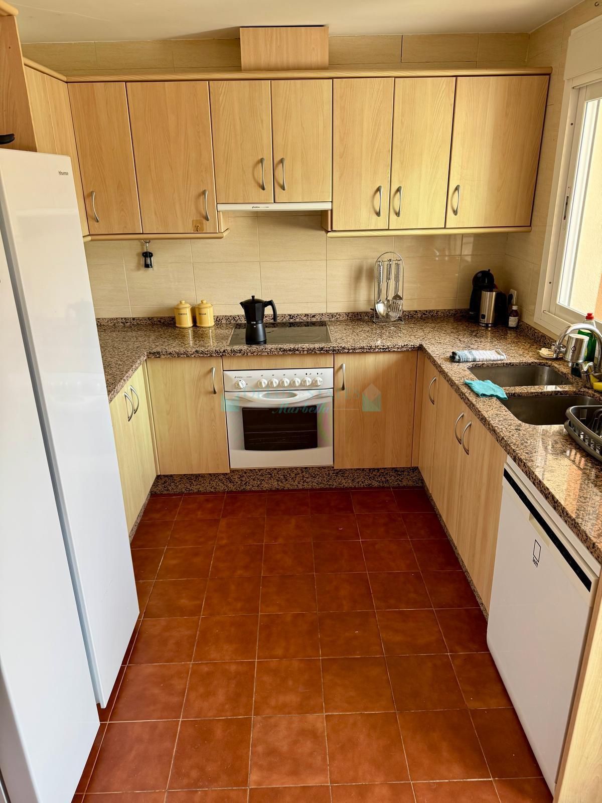 Semi Detached Villa for rent in Estepona