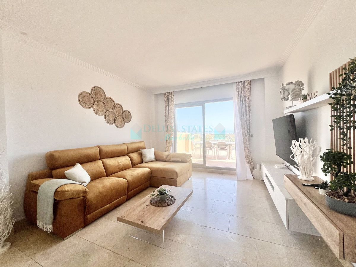 Penthouse for sale in Selwo, Estepona