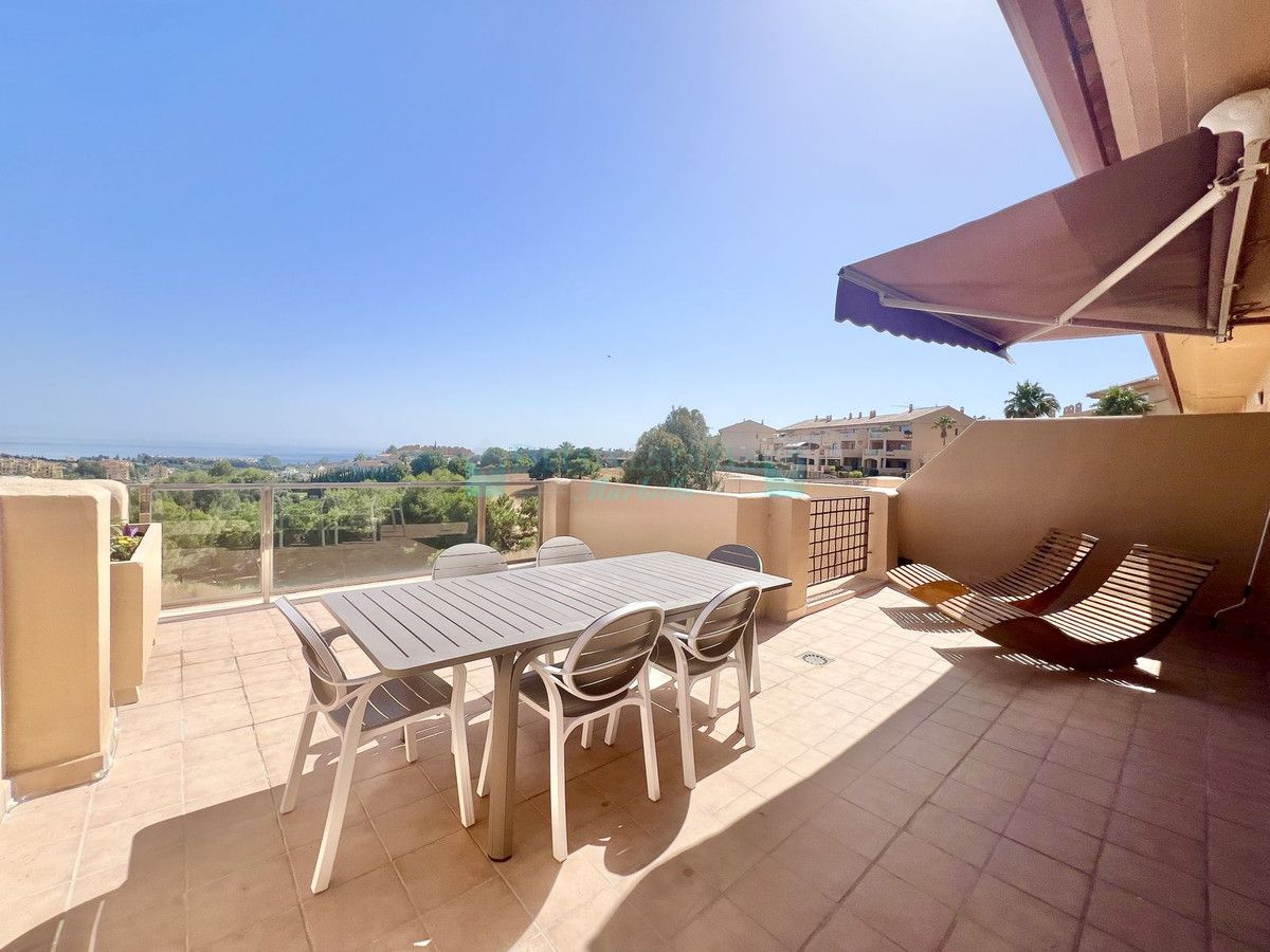 Penthouse for sale in Selwo, Estepona