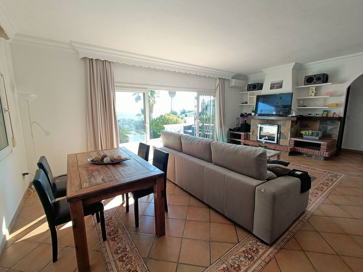 Villa en venta en Estepona