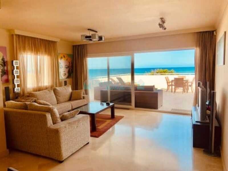 Apartamento en venta en Estepona