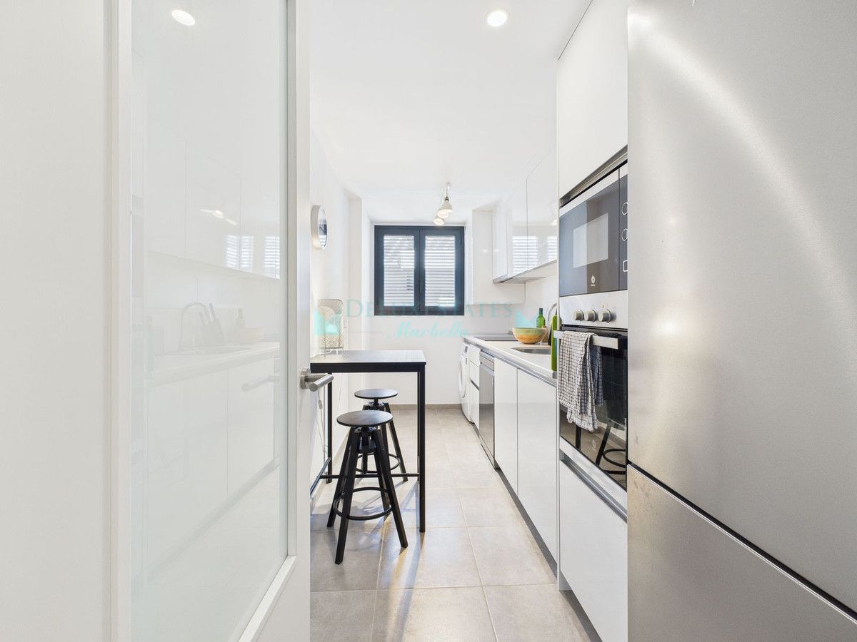 Apartment for sale in Estepona