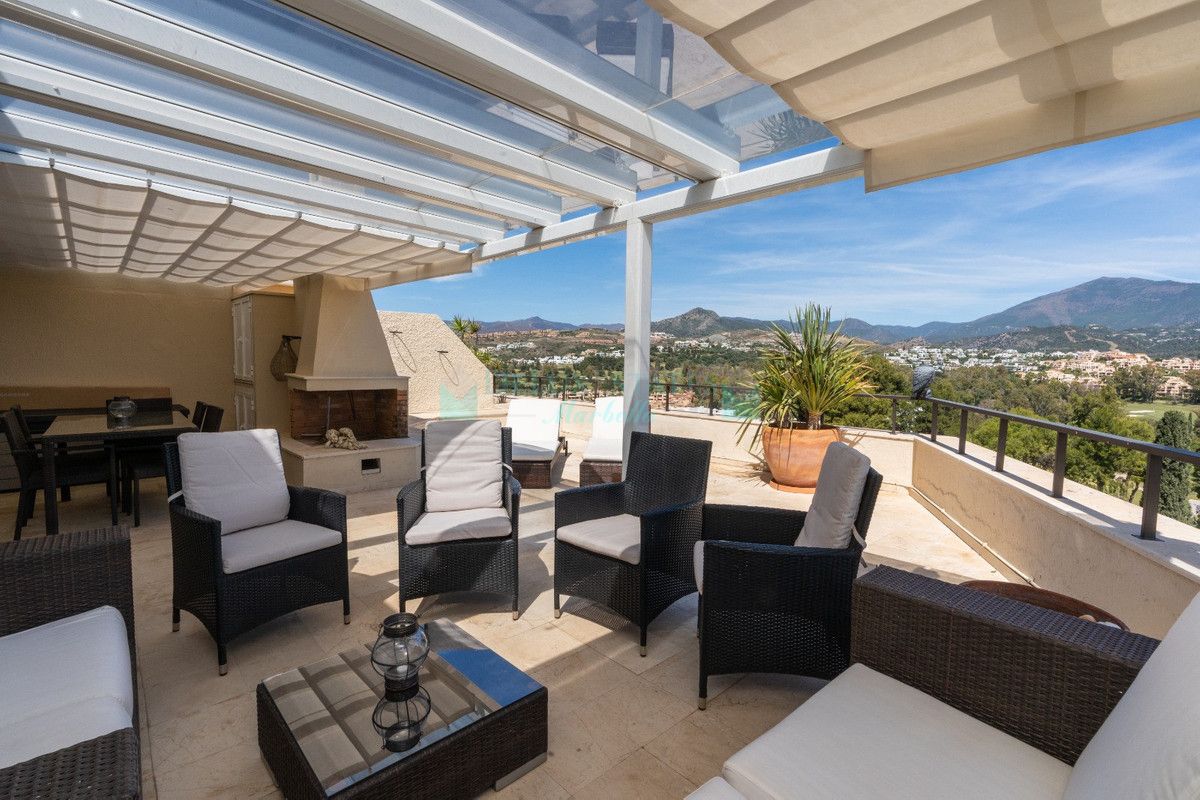 Penthouse for rent in Estepona