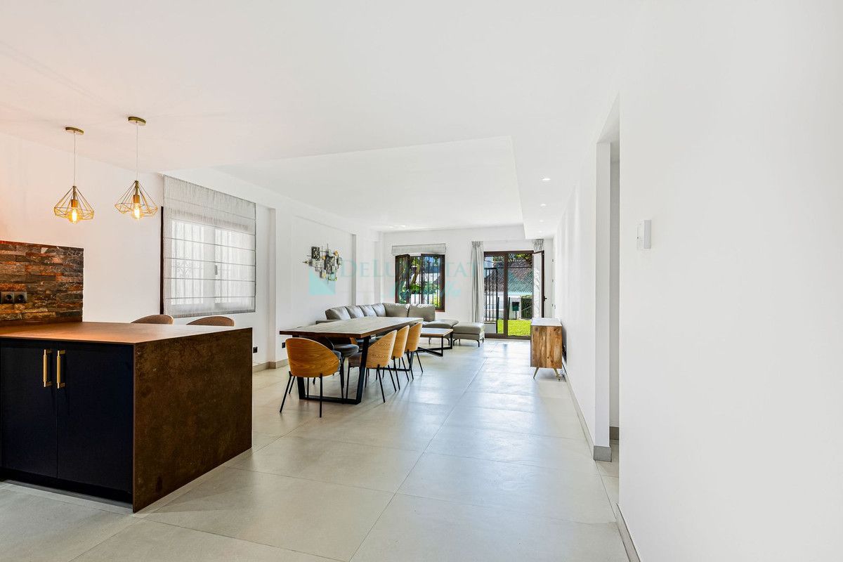 Apartamento Planta Baja en venta en Marbella - Puerto Banus