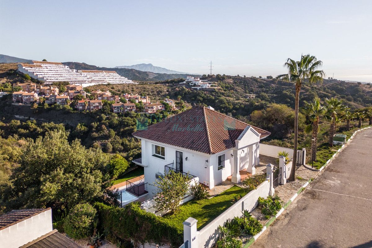 Villa en venta en Estepona