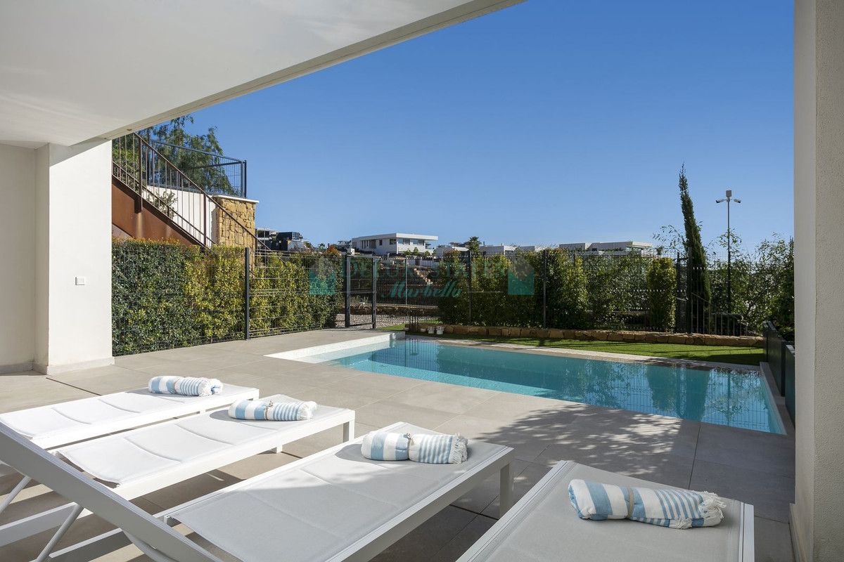Town House for sale in Artola, Marbella East