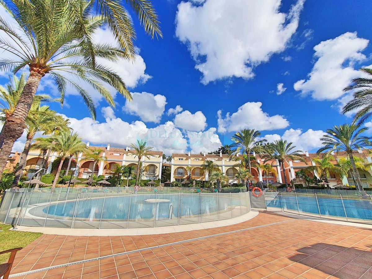 Town House for sale in Bahia de Marbella, Marbella East