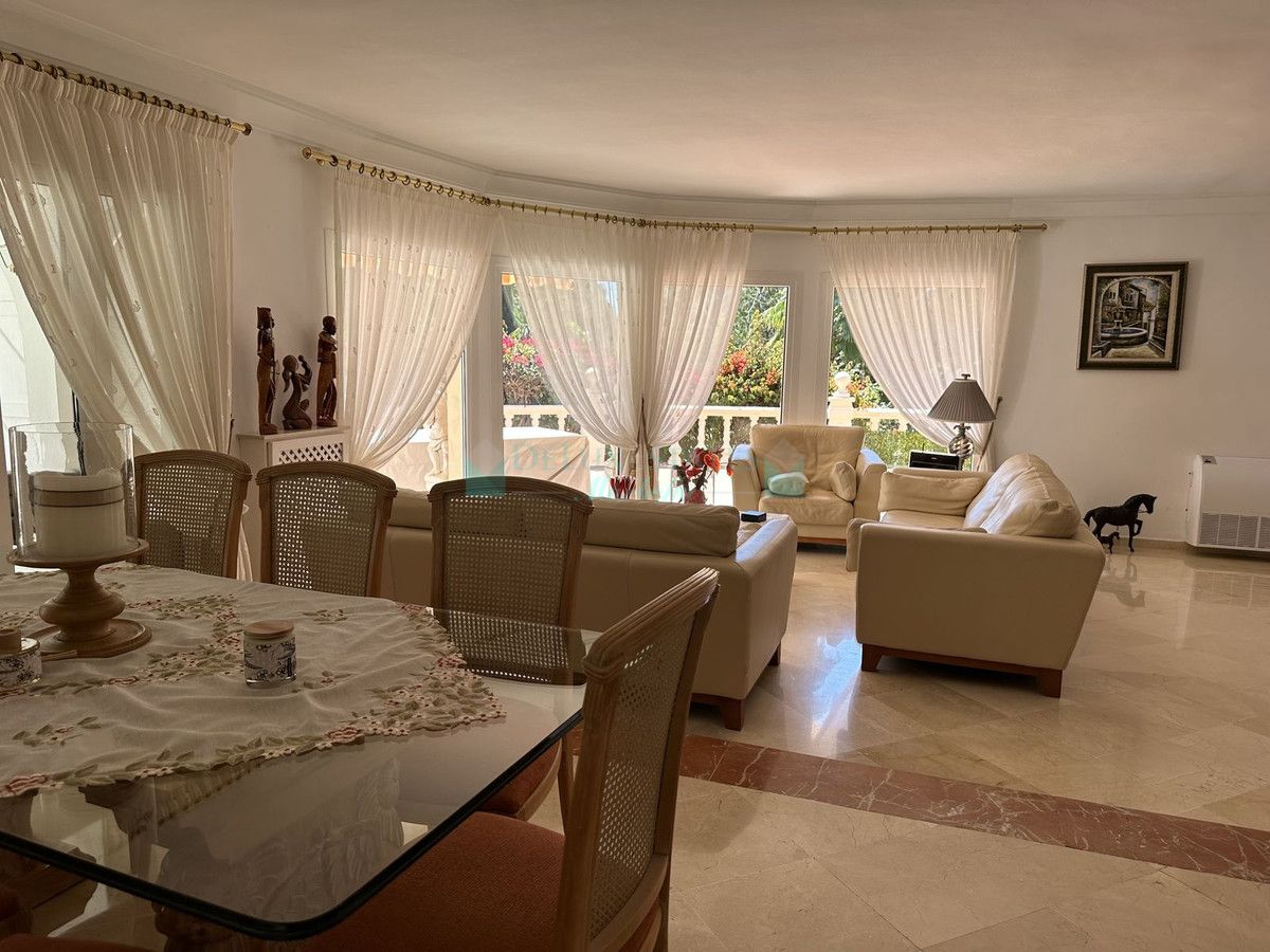 Villa en venta en Marbella