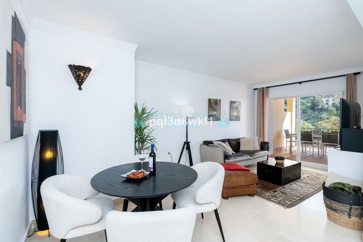 Apartamento en venta en La Quinta, Benahavis