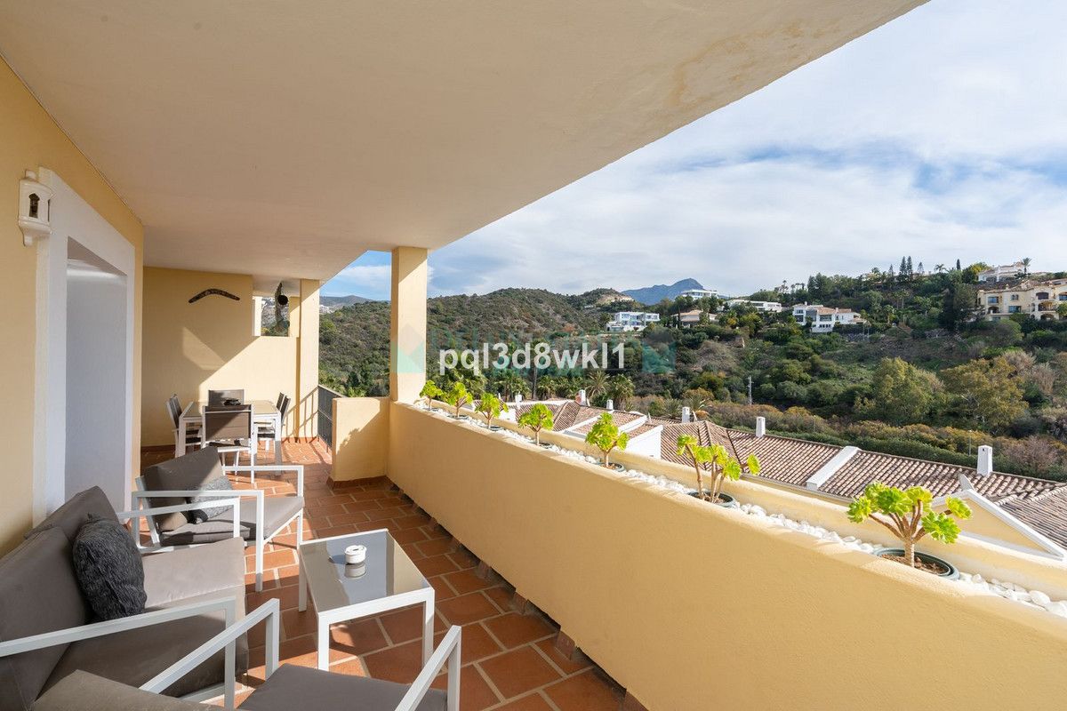 Apartamento en venta en La Quinta, Benahavis