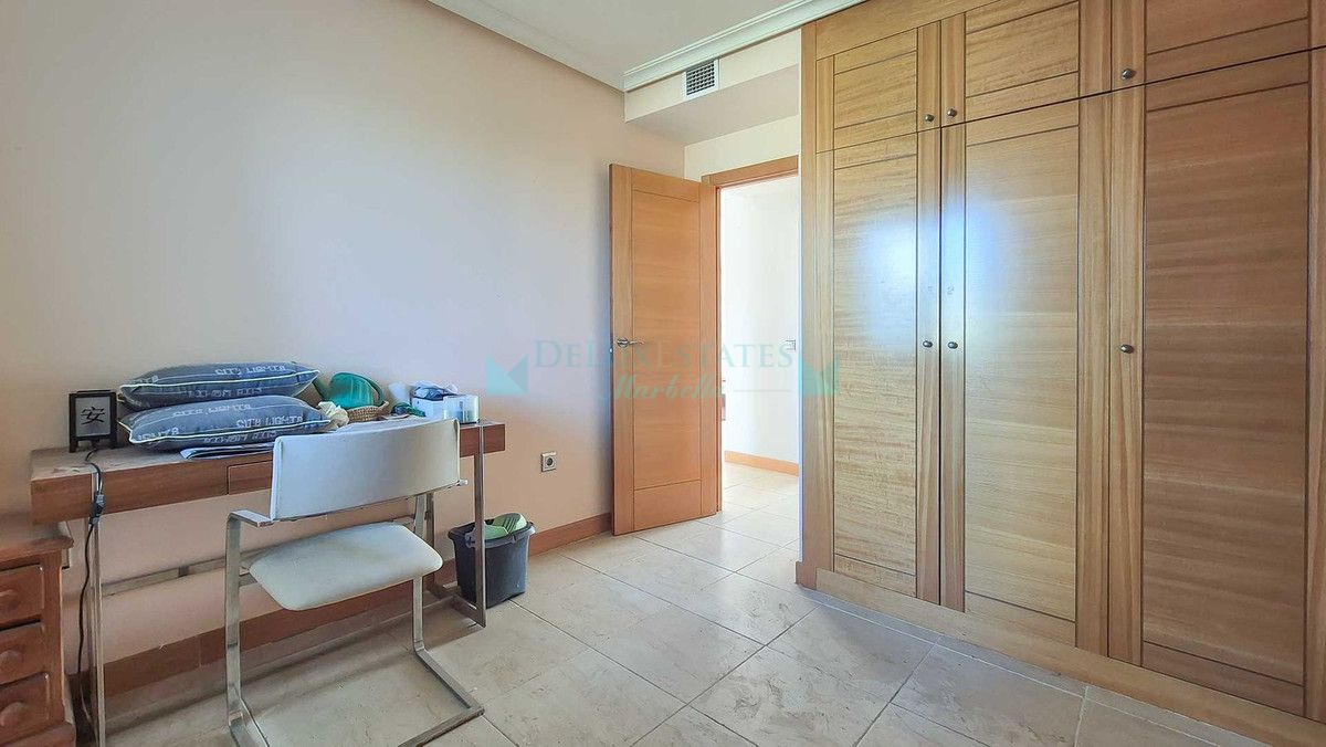 Apartamento en venta en Selwo, Estepona