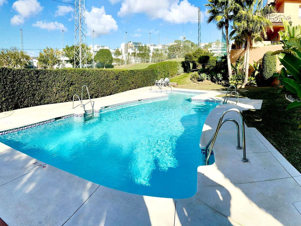 Adosado en venta en Cabopino, Marbella Este