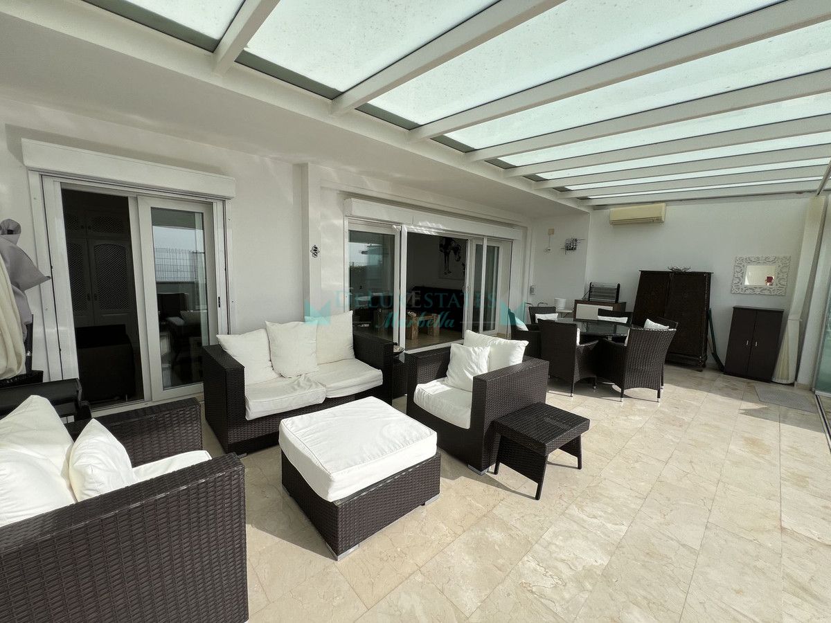 Town House for sale in New Golden Mile, Estepona