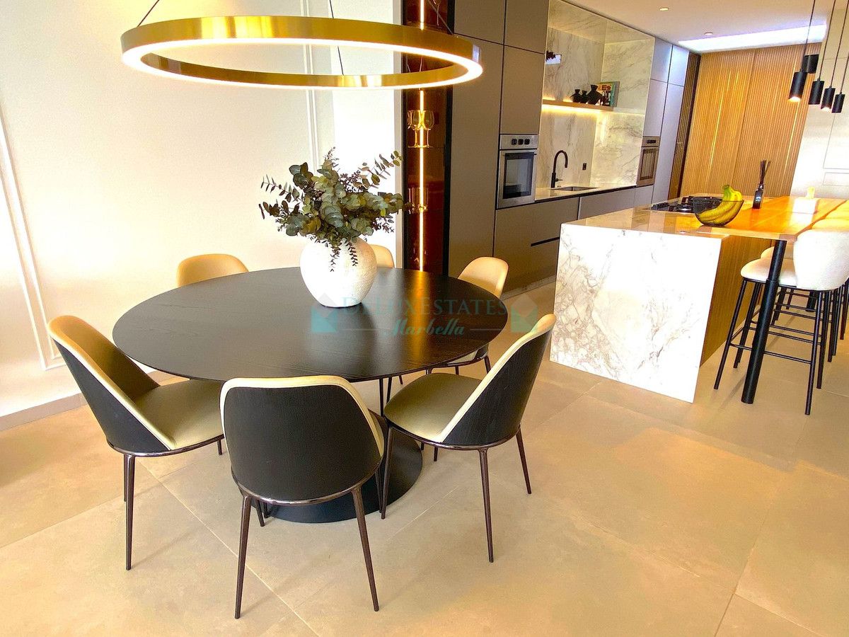 Town House for sale in La Quinta, Benahavis