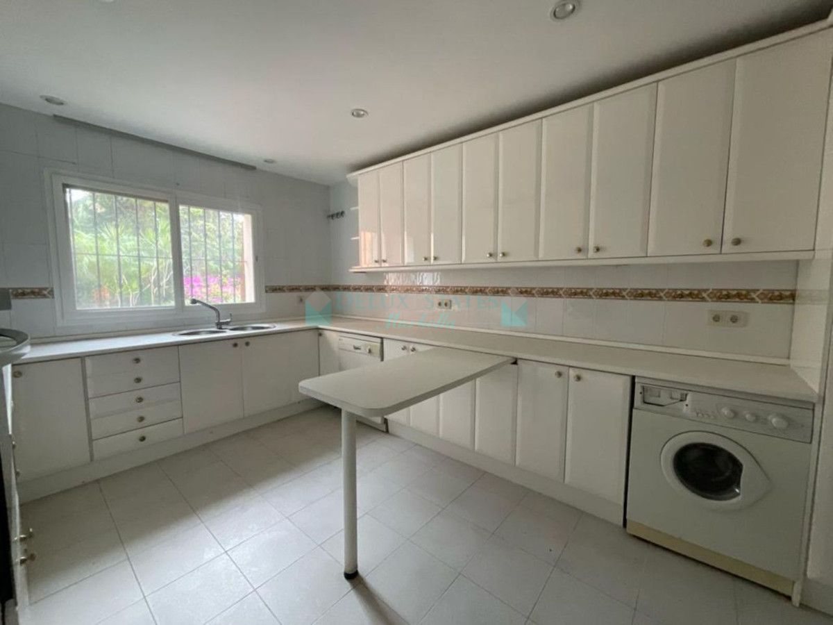 Apartamento Planta Baja en venta en Estepona