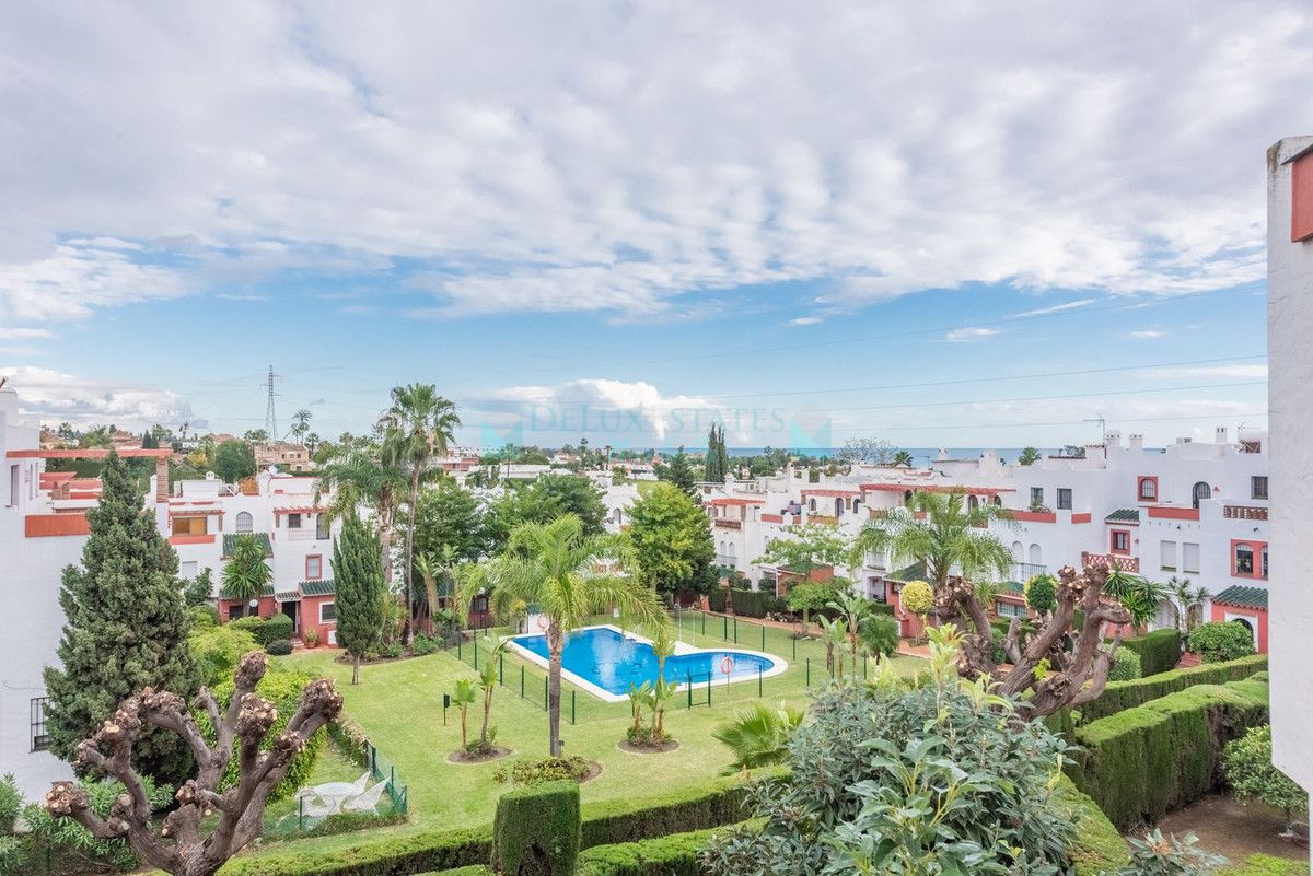 Town House for sale in Bel Air, Estepona