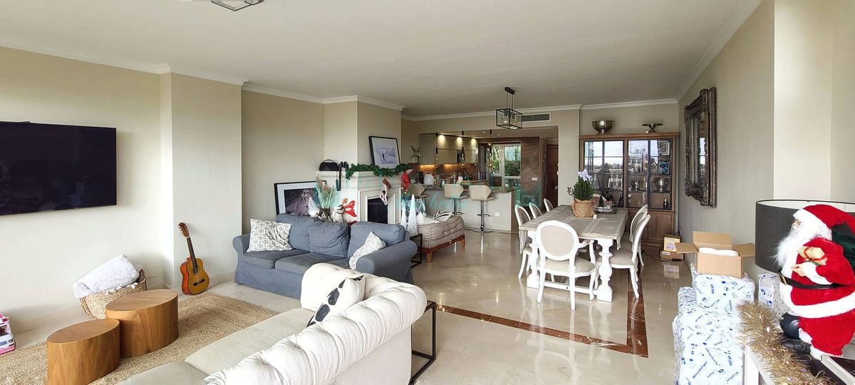 Town House for sale in Elviria, Marbella East