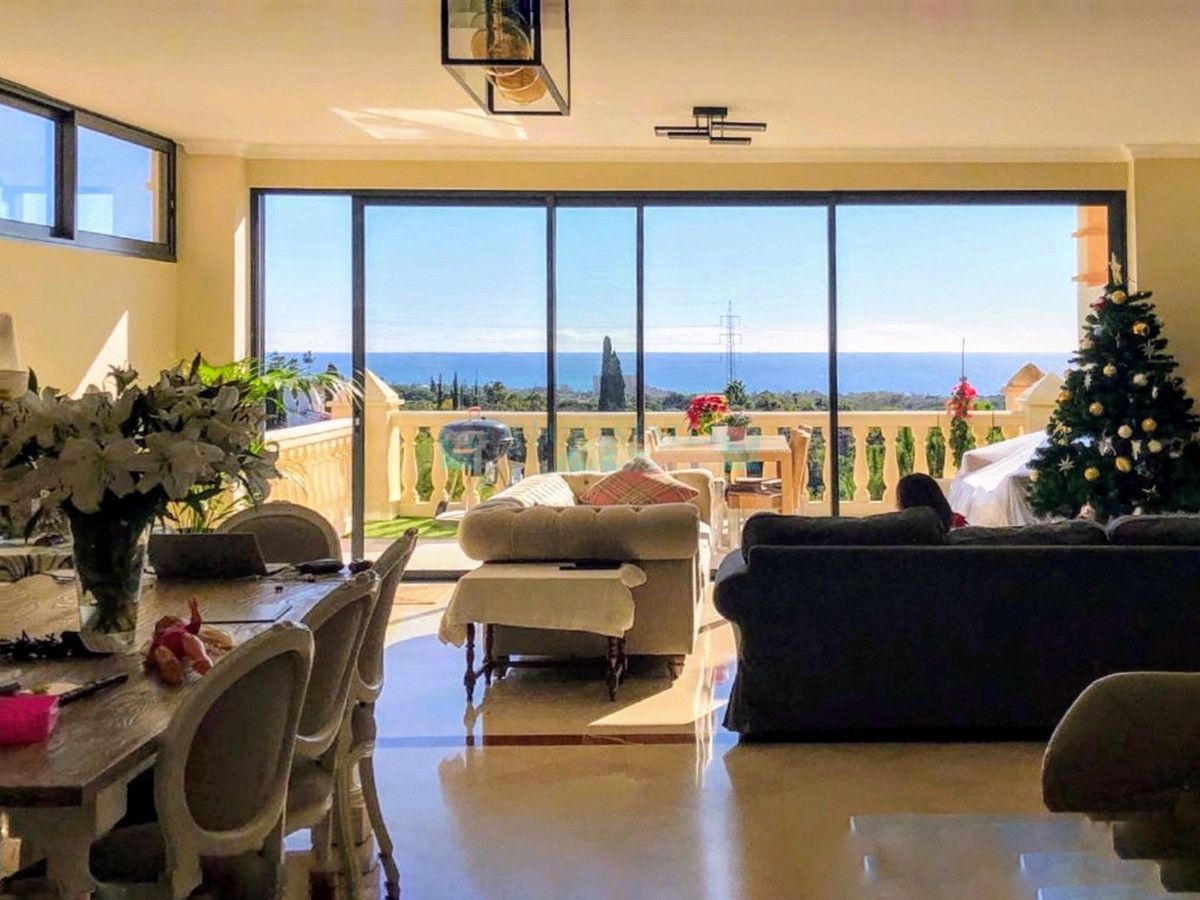 Town House for sale in Elviria, Marbella East