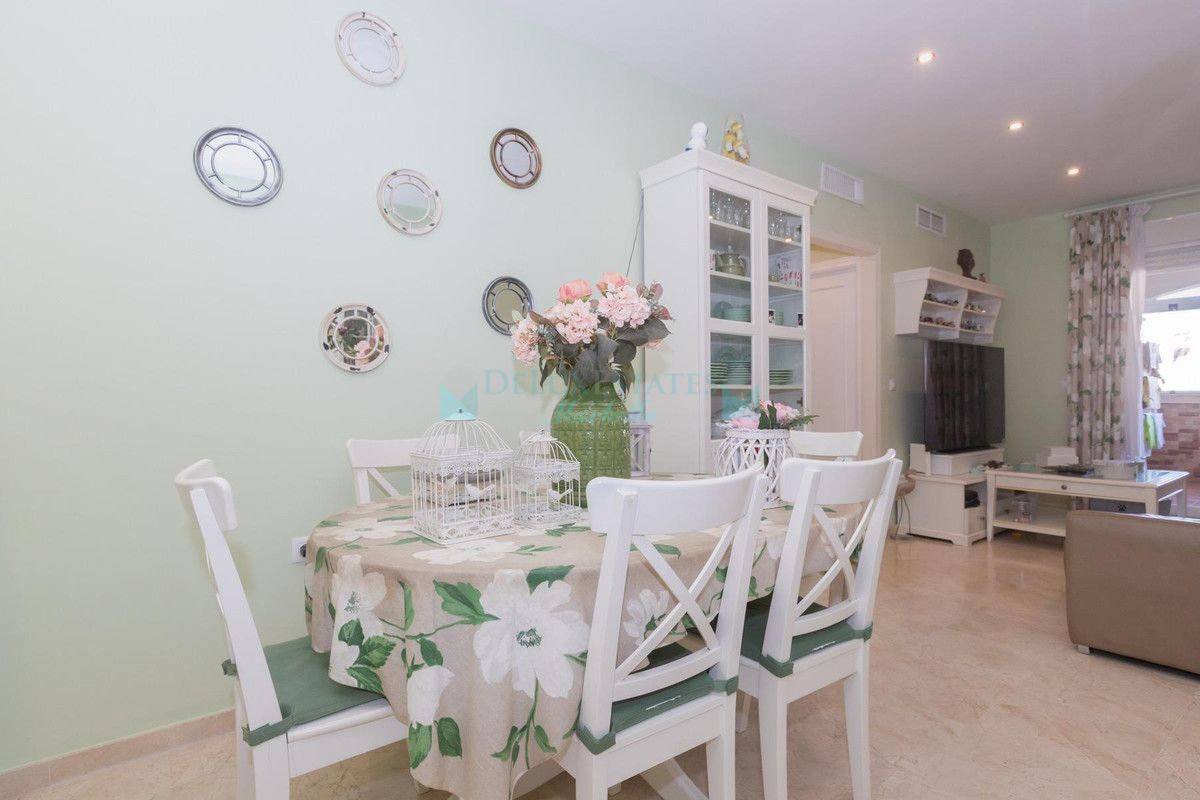 Apartment for sale in Estepona