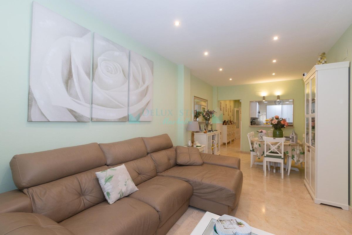 Apartment for sale in Estepona