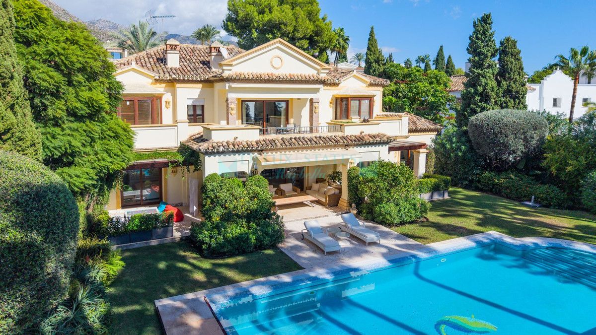 Villa for sale in Sierra Blanca, Marbella Golden Mile