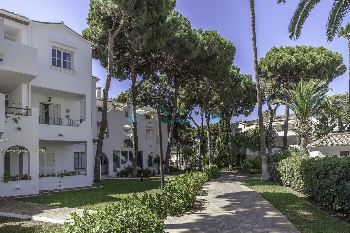 Penthouse for sale in Estepona