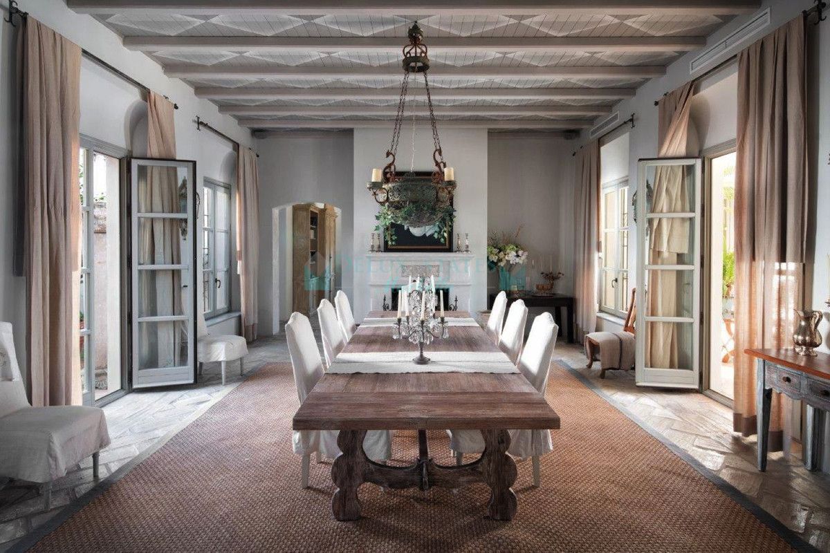 Villa for rent in El Madroñal, Benahavis