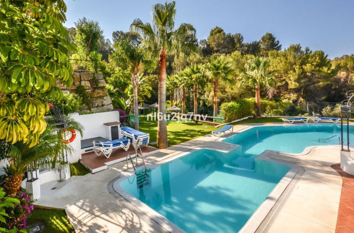 Town House for sale in Marbella