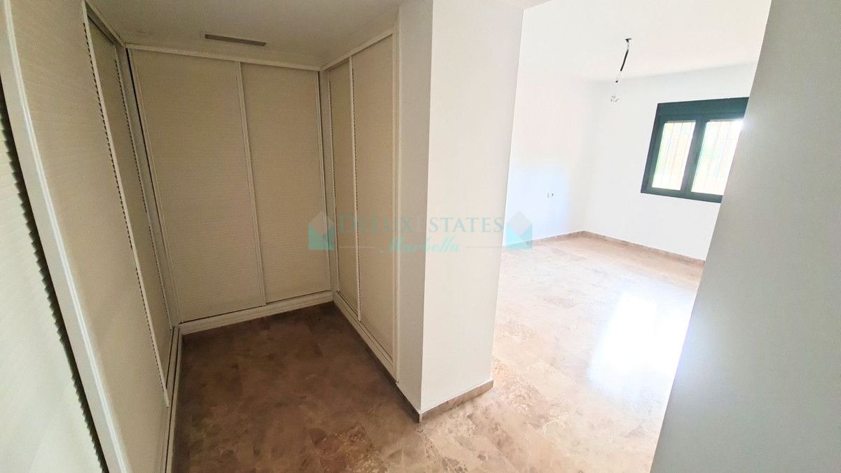 Apartamento Planta Baja en venta en San Pedro de Alcantara