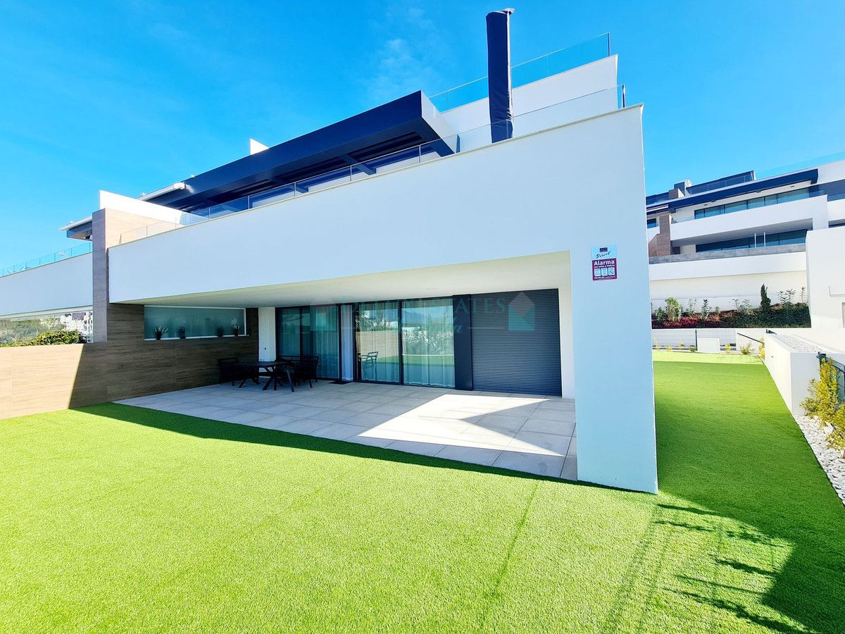 Ground Floor Apartment for rent in Cabopino, Marbella East