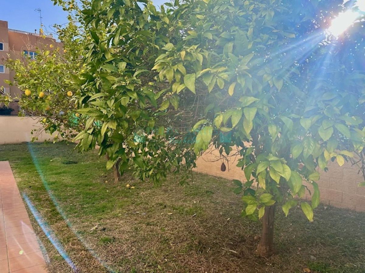 Ground Floor Apartment for sale in Estepona