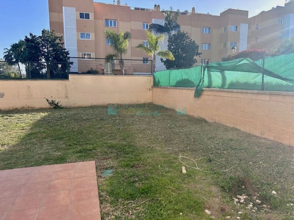 Ground Floor Apartment for sale in Estepona