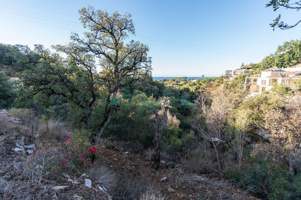 Residential Plot for sale in Elviria, Marbella East