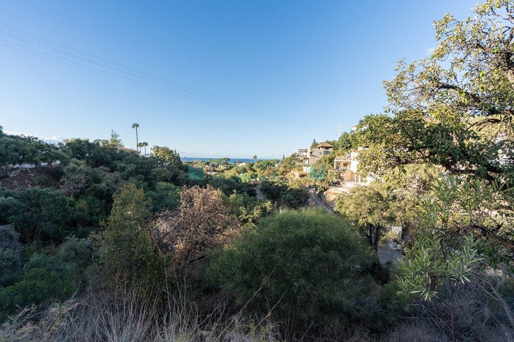 Residential Plot for sale in Elviria, Marbella East