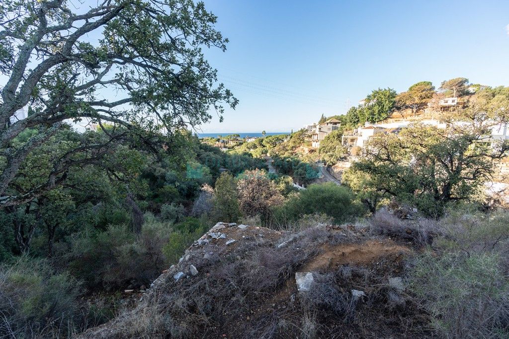 Residential Plot for sale in Elviria, Marbella East