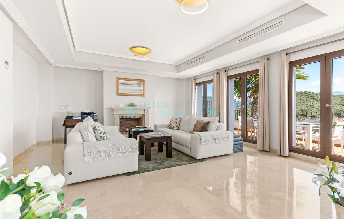 Villa en venta en Benahavis