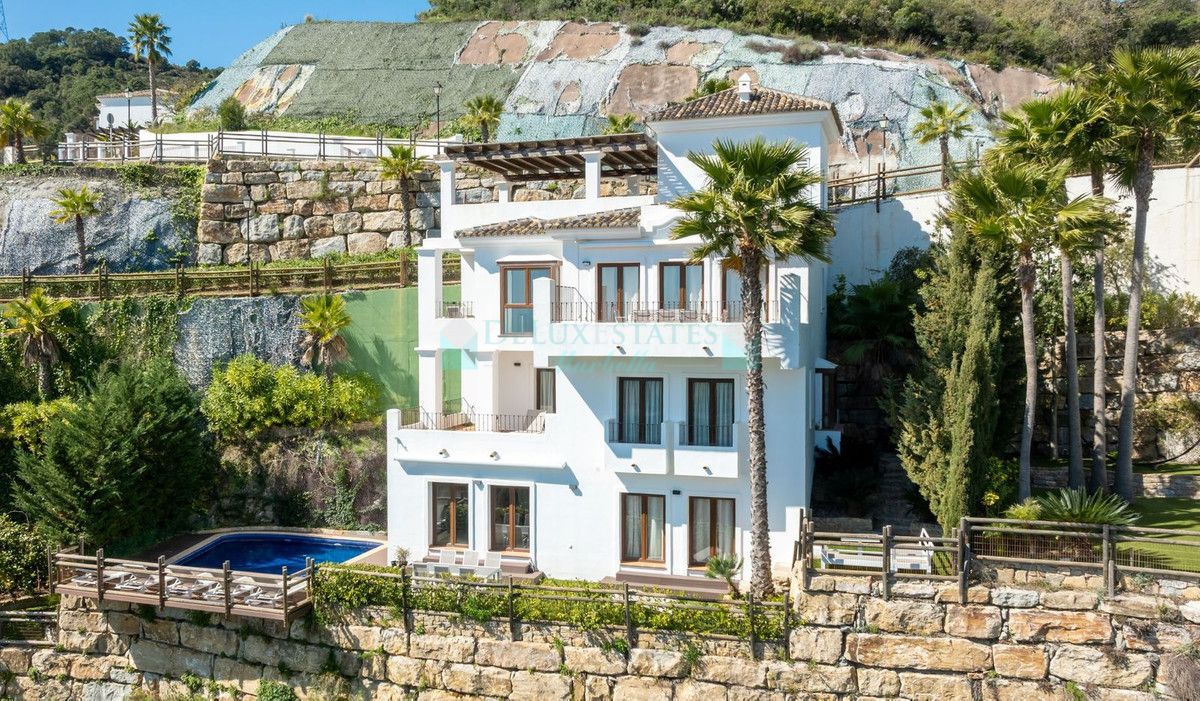 Villa en venta en Benahavis